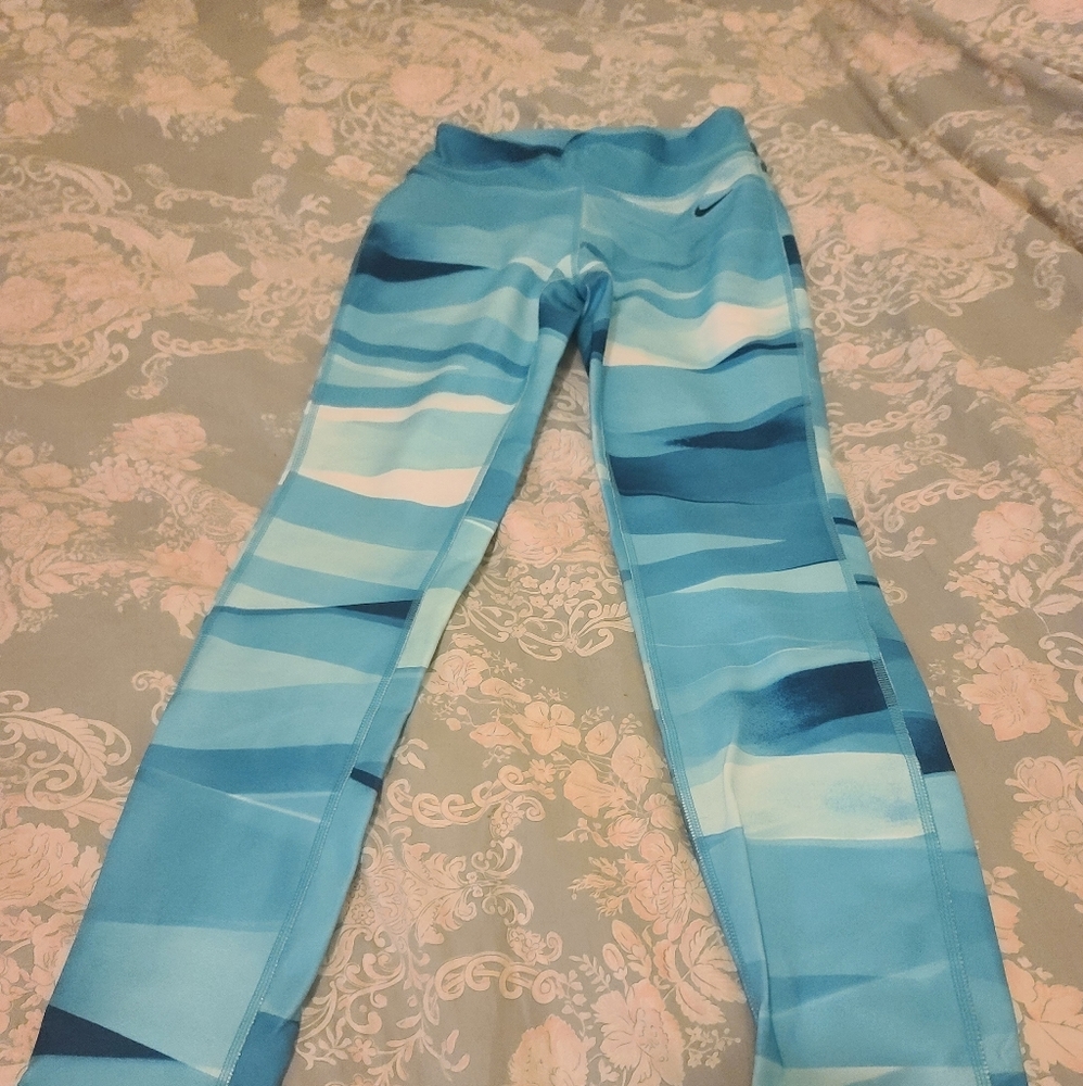 Nike dri-fit leggings